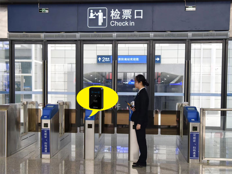 高鐵站、機場(chǎng)等人流量大的場(chǎng)所